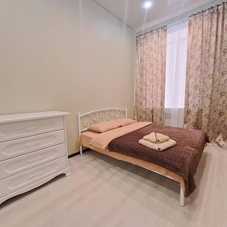 Viva Olive - Студия Со Спальней В Центре Kremenchuk Ngoại thất bức ảnh